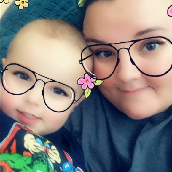 Meet your Posher, Kim - Picture 1 of 1